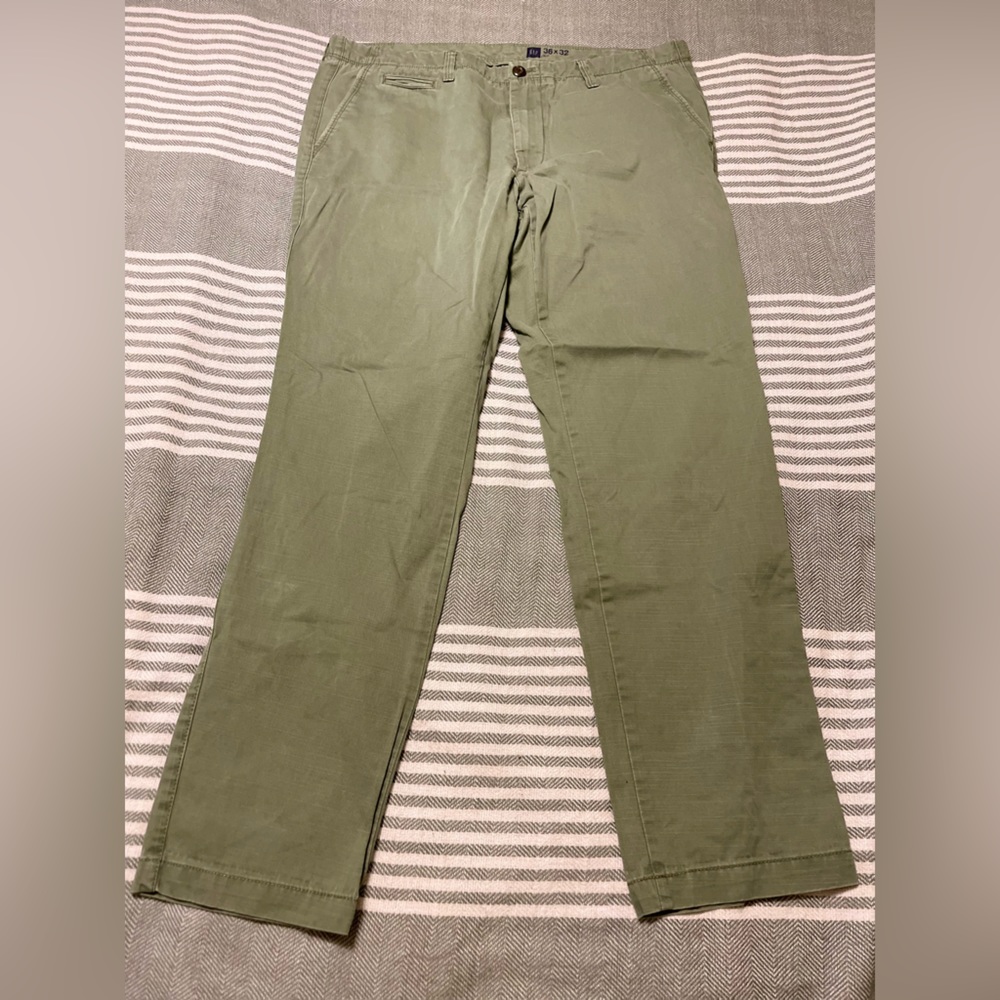 Gap‎ Slim fit Green Chinos Size 33 x 32